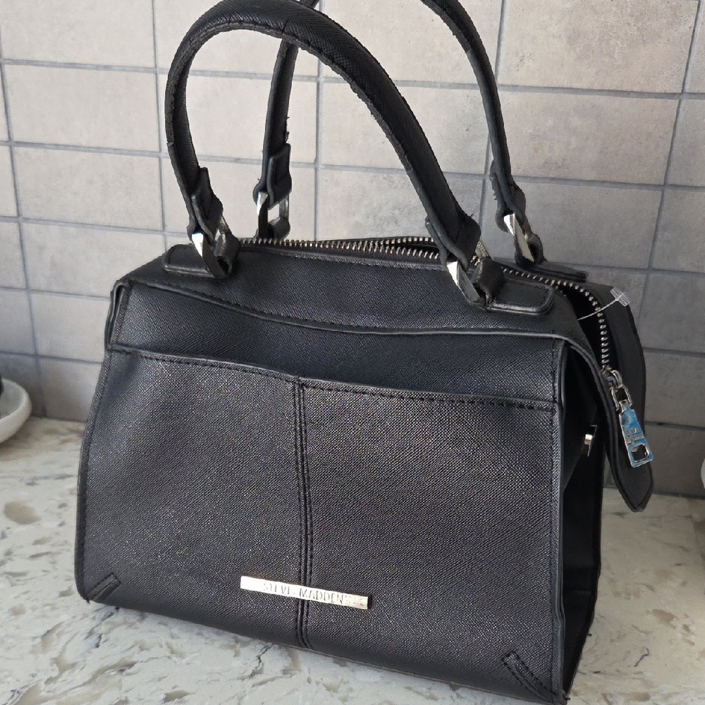 Steve Madden Stylish Black Handbag Purse